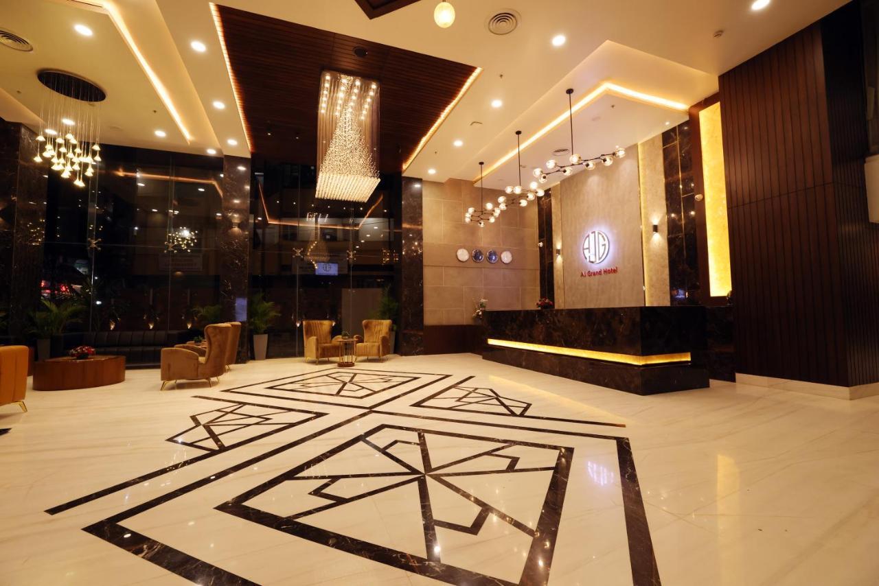 Aj Grand Hotel Mangalore Extérieur photo