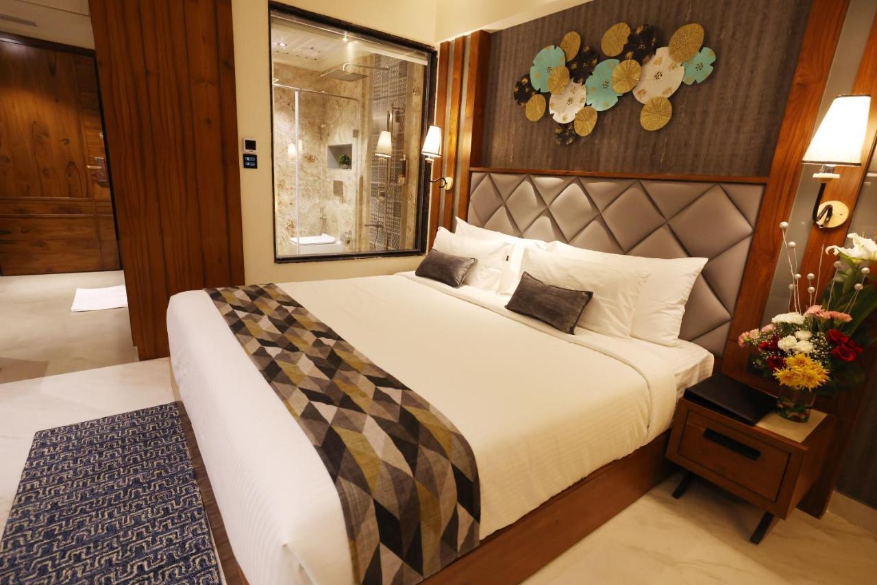 Aj Grand Hotel Mangalore Extérieur photo